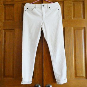 Size 6 Ralph Lauren Cream Skinny Jeans in EUC